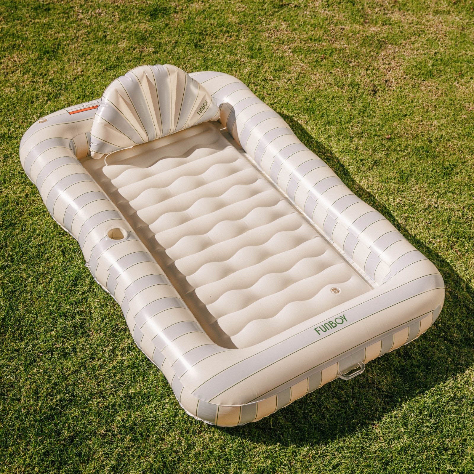 Funboy Trending | Blue + Green Tanning Bundle. Tanning Lounger + Tube