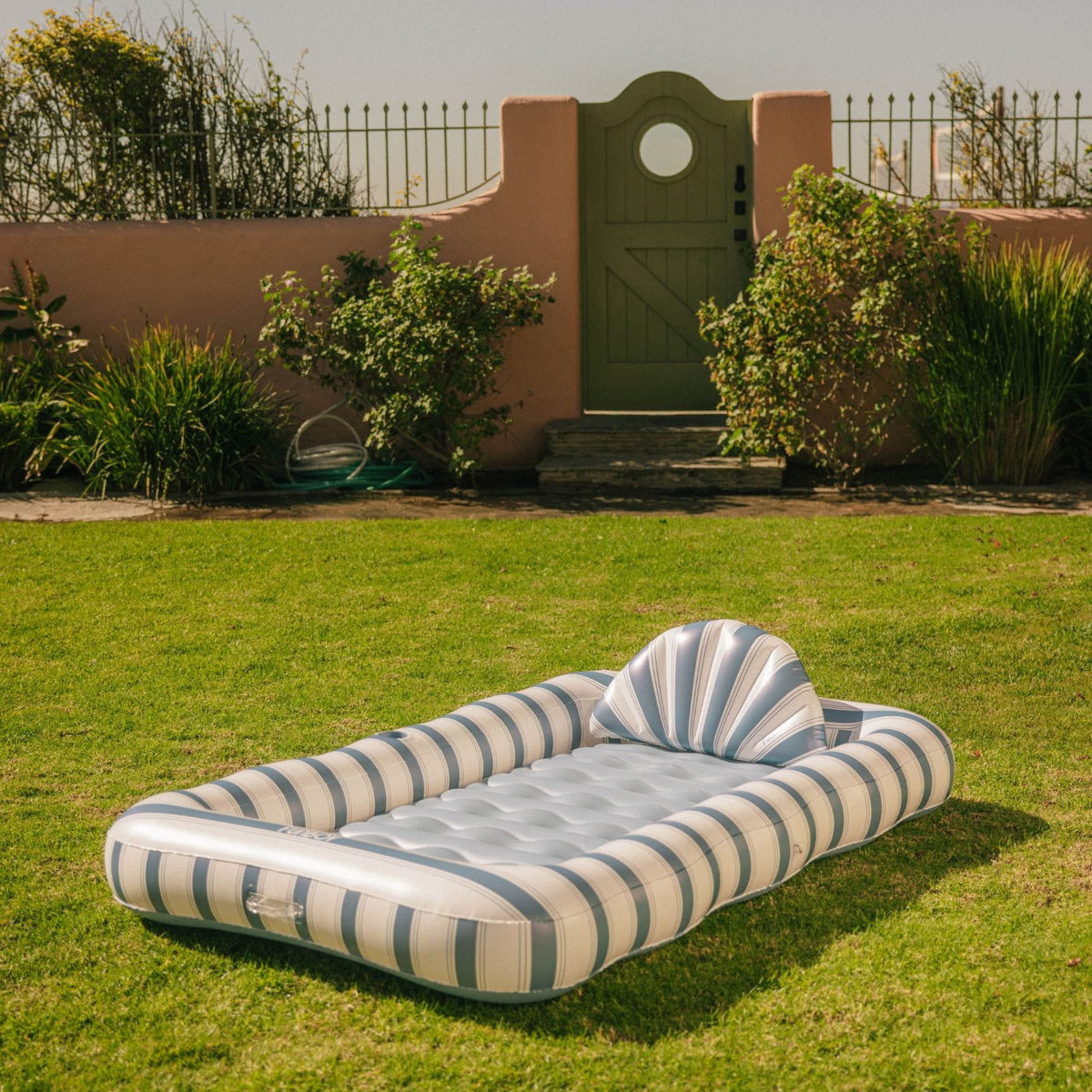 Funboy Popular | Tanning Pool Lounger: Blue & White Stripes