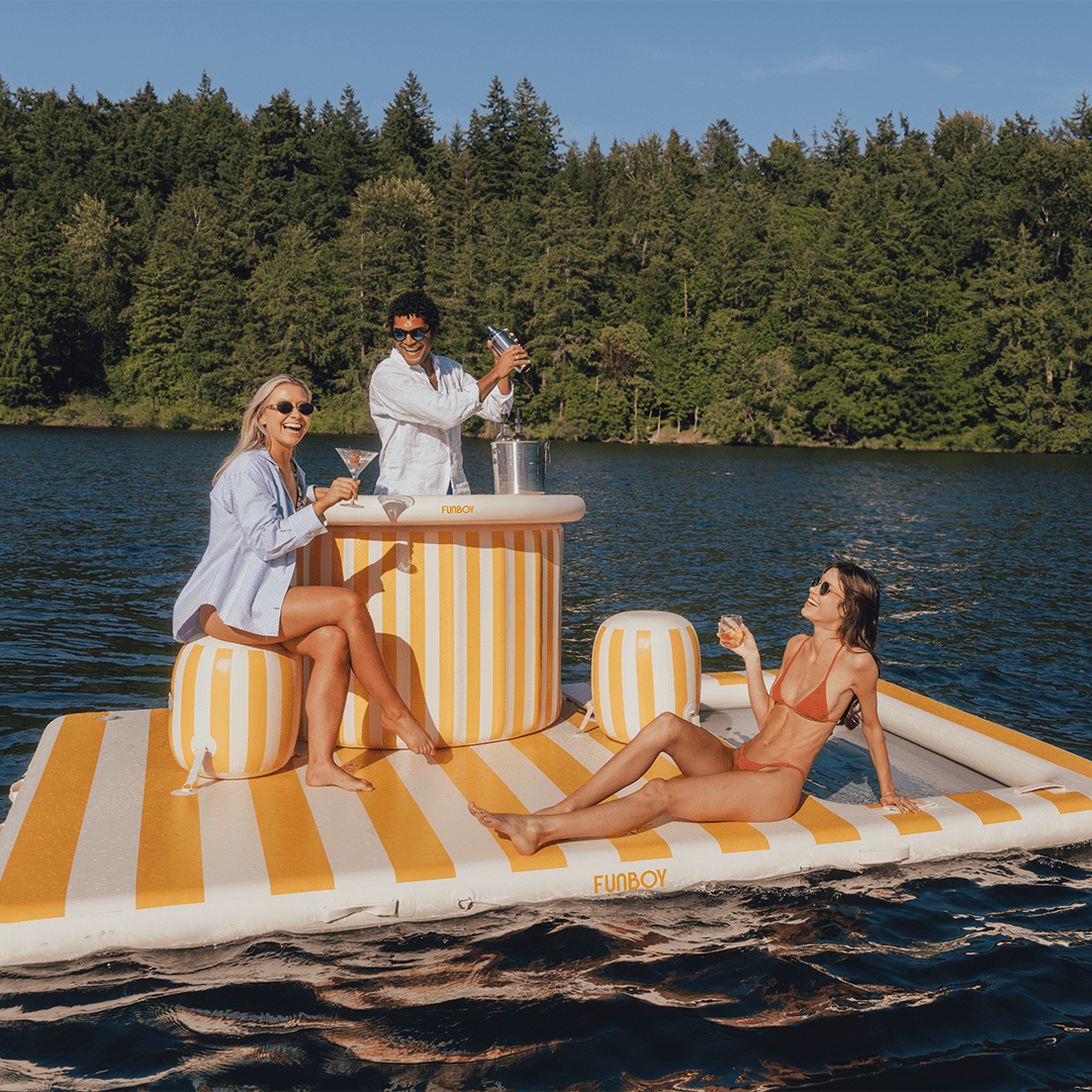 Funboy Recommended | The Almalfi Giant Cabana Island Party Bar