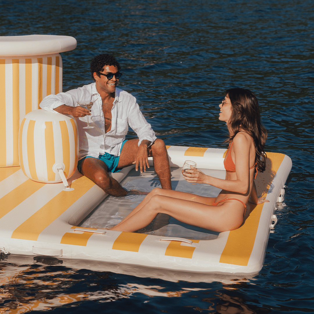 Funboy Recommended | The Almalfi Giant Cabana Island Party Bar
