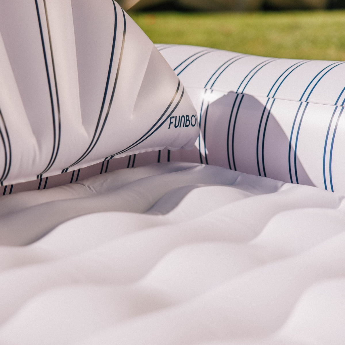 Funboy Signature | Tanning Pool Lounger: White & Navy Stripes
