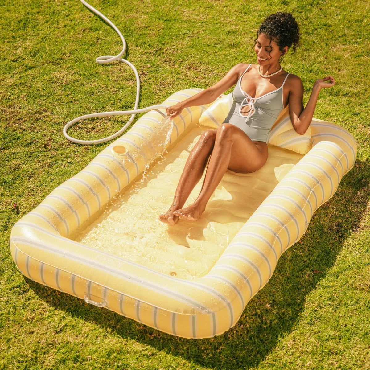 Funboy Classic | Tanning Pool Lounger: Yellow, White & Blue Stripes