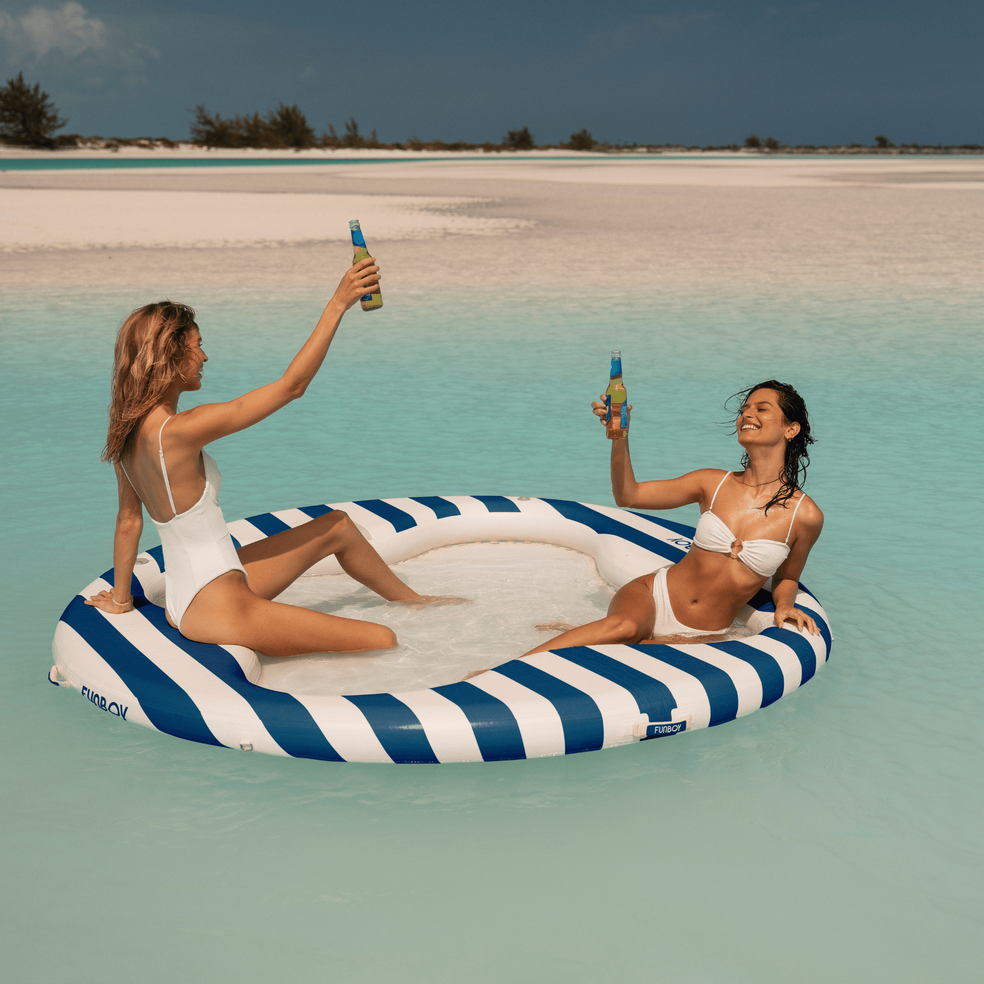 Funboy Trending | Floating Pool Hammock: Clover Leisure Island, Blue