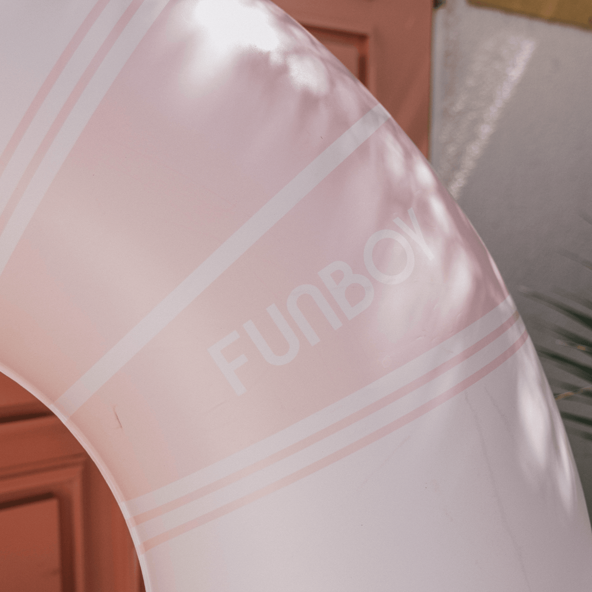 Funboy Trending | Pink Vintage Lux Tube Float