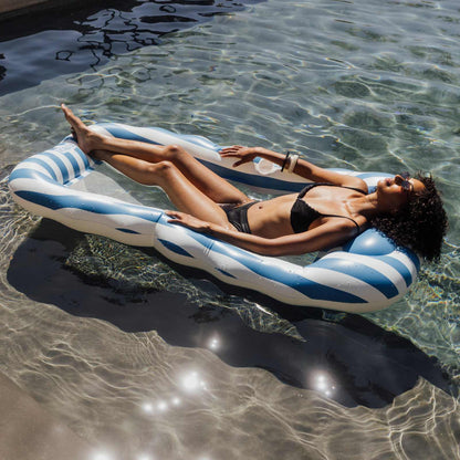 Funboy Signature | Mesh Lounger Blue Stripe